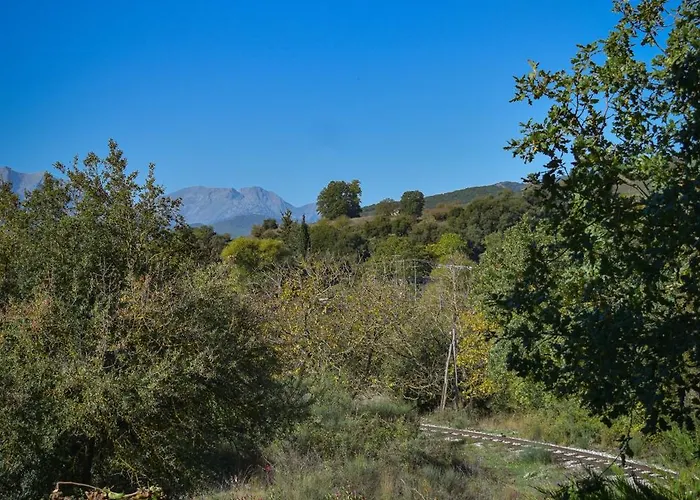 Artemis Mezonetes Apartment